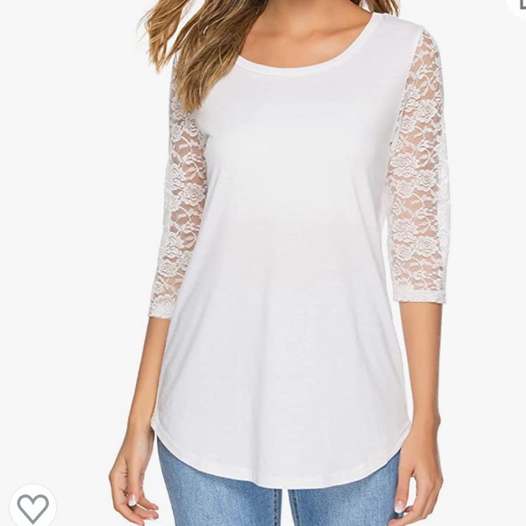 Koitmy Tops - NWT Koitmy 3/4 lace sleeve keyhole tunic
